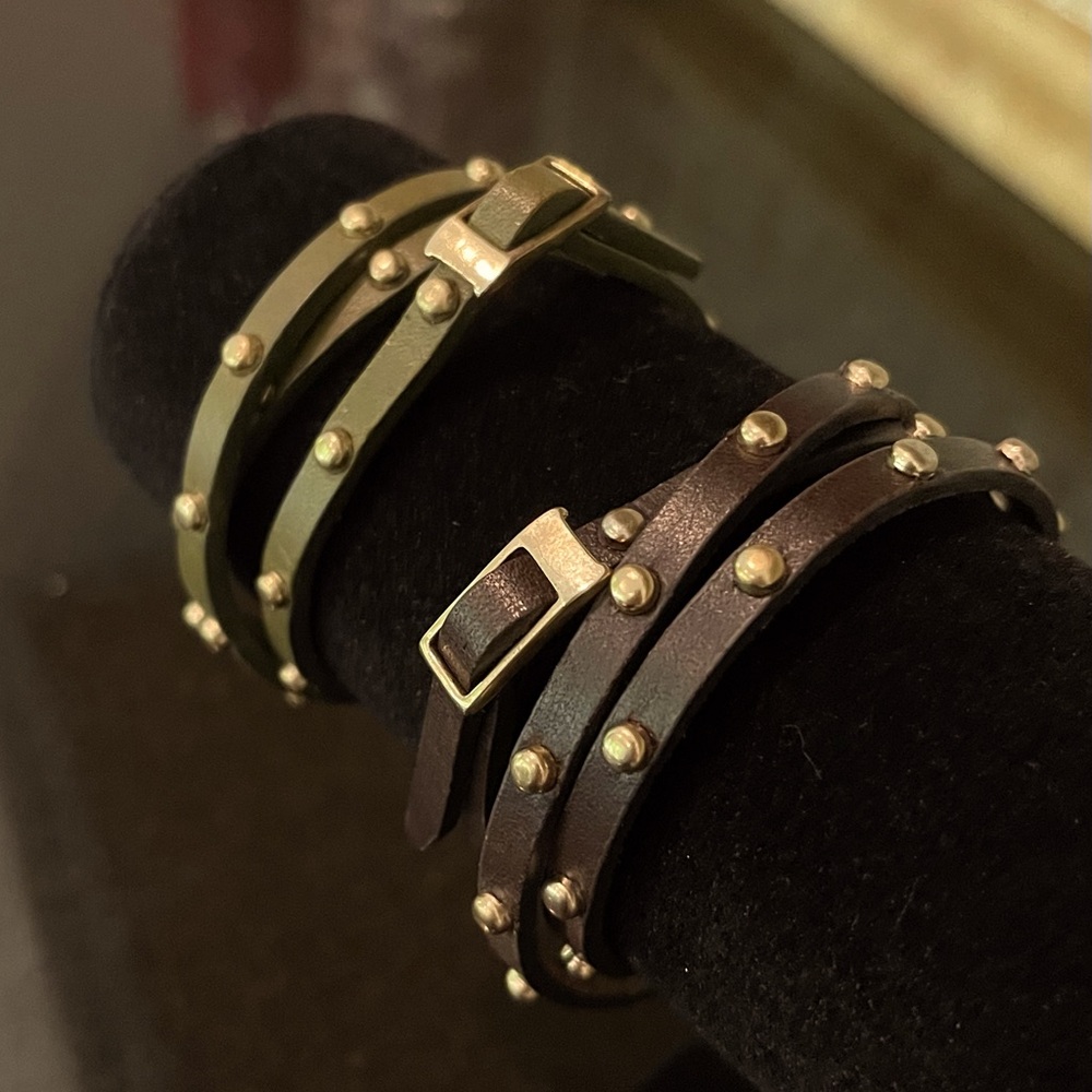 Set of 2 leather wrap bracelets!